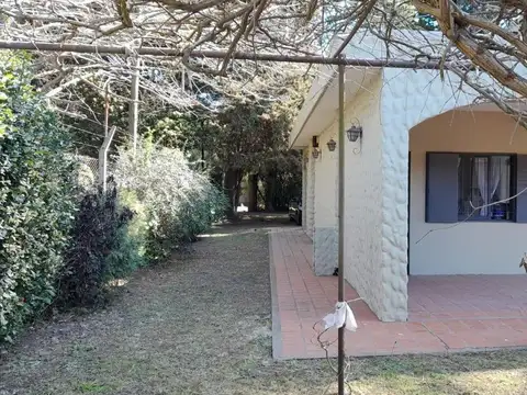 ALBERTI Y TRES ARROYOS