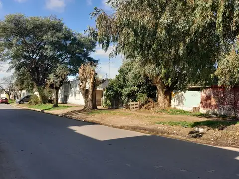 Terreno en Venta 11  mts Fondo