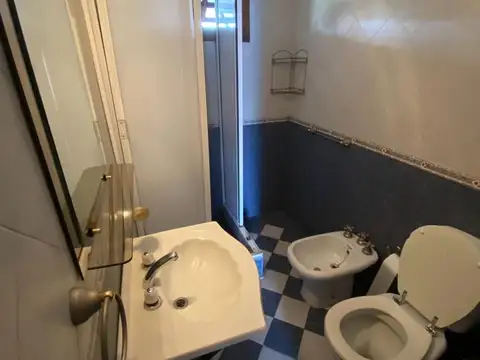 ALQUILER! PH de 3 ambientes 1er Piso por escalera! Haedo!