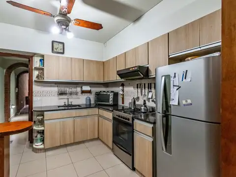 VTA CASA 4 AMB-QUINCHO-PILETA-COCH-PERMUTA- DEVOTO