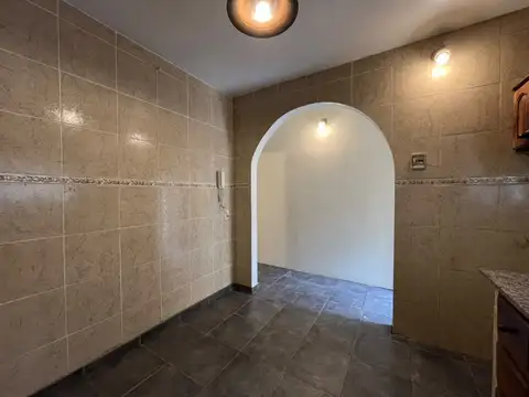 Depto Tipo Casa en Alquiler de 4 dormitorios