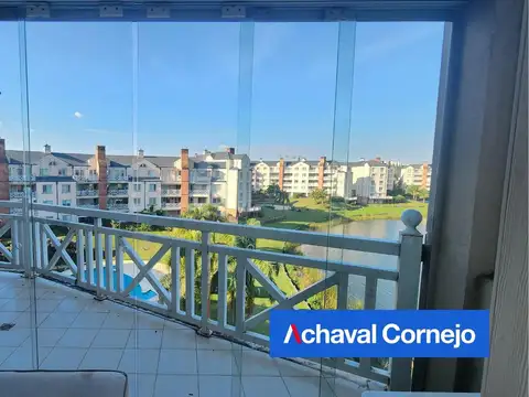 APTO CREDITO | Monoambiente con altillo con vista al agua central. Barrio Portezuelo