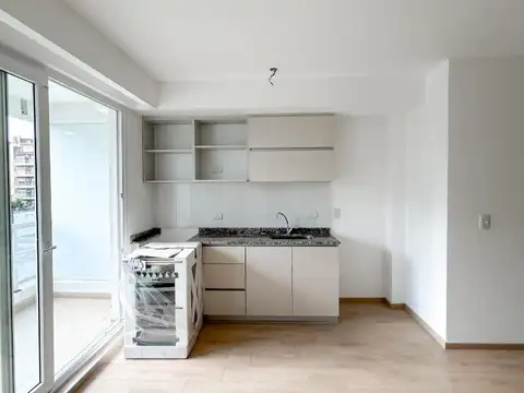 Avenida Coronel Esteban Bonorino 100