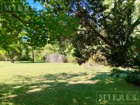 Lote de 1039m² en venta en Mayling Club de Campo