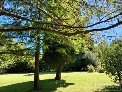 Lote de 1039m² en venta en Mayling Club de Campo