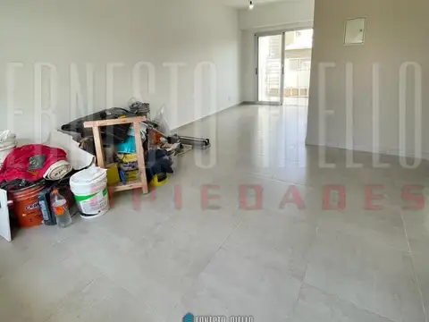 Depto Tipo Casa en Alquiler de 3 ambientes