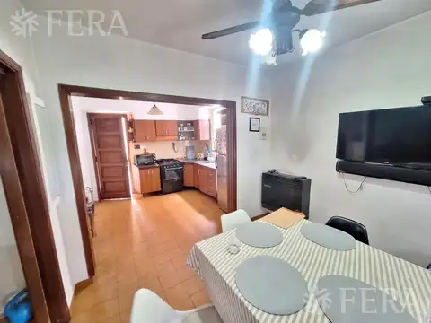 Casa 3 ambientes con 1 baño