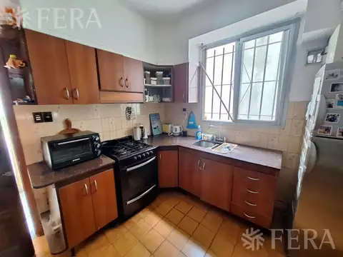 Venta casa 3 ambientes con jardín en Sarandi