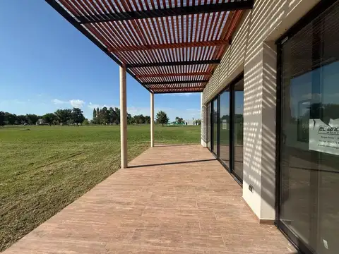 CASA EN VENTA LOBOS 3 DORMITORIOS LA FEDERALA