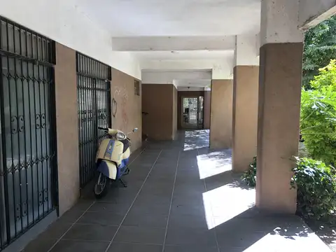 Departamento 4 ambientes con 1 baño