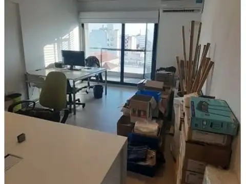 Oficina en Alquiler en Parque Patricios, $ 650.000