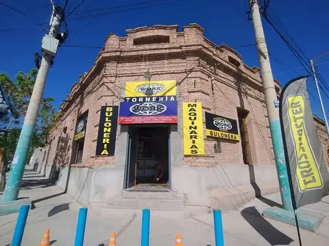 SE VENDE: BULONERÍA WORK, 32 AÑOS EN EL MERCADO.