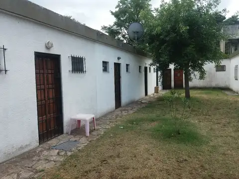 Departamento de 1 ambiente tipo casa en Venta, Villa Gesell.-