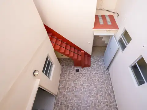 Depto Tipo Casa en Venta 40 años