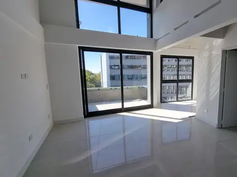 3 AMB. T/DUPLEX  AL FRENTEON TZA PROPIA, JACUZZI Y PILLA