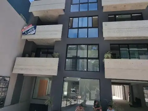 3 AMB. T/DUPLEX  AL FRENTEON TZA PROPIA, JACUZZI Y PILLA