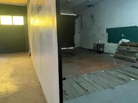 Local en Venta en San Antonio de Padua, USD 130.000