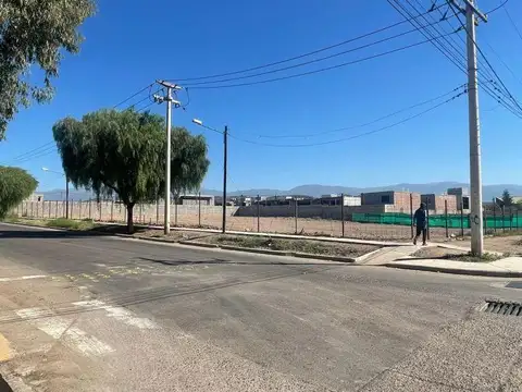 Terreno en Venta en Godoy Cruz, USD 250.000