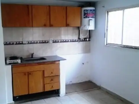 Buen Departamento de 21 ambientes un dormitorio