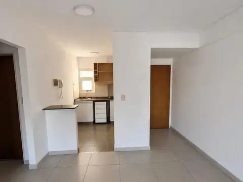 Departamento 3 ambientes en alquiler en Morón
