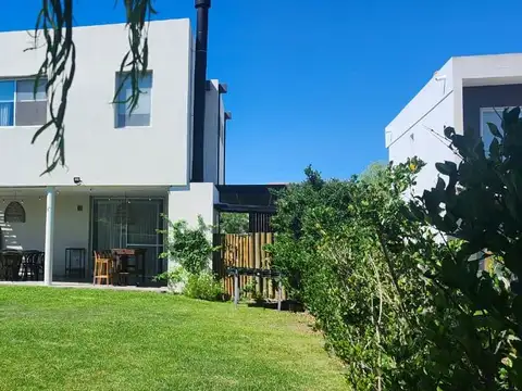 Casa  a la venta 3 dormitorios
