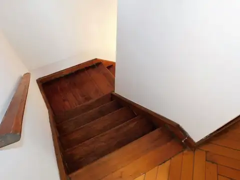 Depto Tipo Casa en Venta en Villa Pueyrredón, USD 179.000