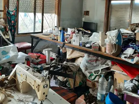 Casa 3 ambientes con 1 baño