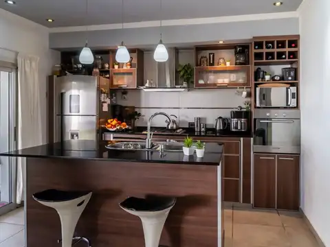 CASA EN VENTA 3 DORM  BARRIO MIRADOR DEL PUENTE