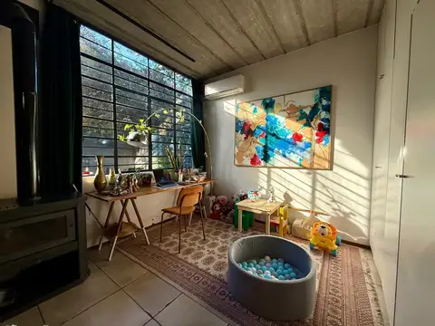 Depto Tipo Casa en Venta en San Isidro Vías / Rolon, USD 320.000