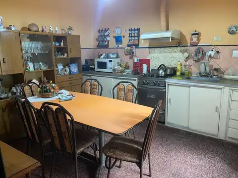 Lote en venta con 2 ph en Merlo