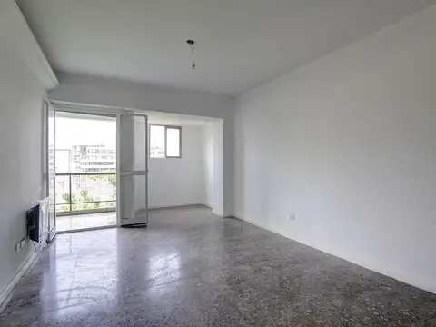 VENTA DEPTO 4 AMBIENTES FLORES NORTE