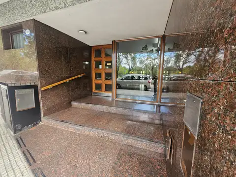 Neuquen 1700, Piso 5
