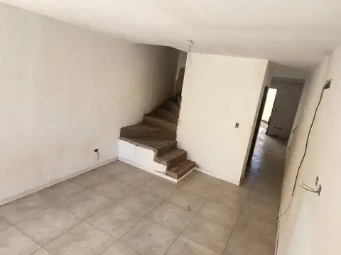 Depto Tipo Casa en Venta en Ituzaingo Norte, USD 120.000