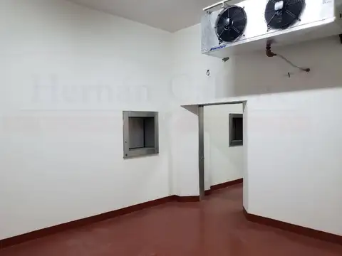 PLANTA INDUSTRIAL DE 675 MTS² EN VENTA EN MATADEROS