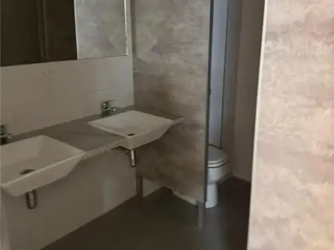 Oficina en Venta al Norte