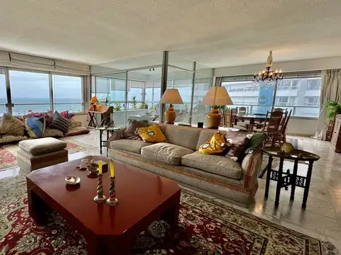 Departamento en Venta en Playa Brava, USD 640.000