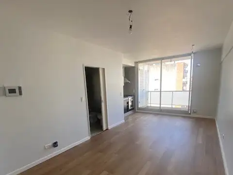 Departamento en alquiler en Urquiza R MONOAMBIENTE COCHERA OPCIONAL