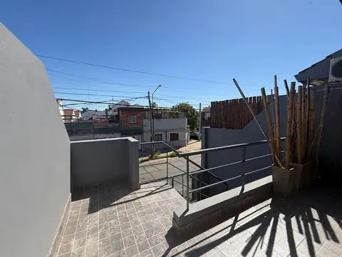 Departamento en Alquiler en Ramos Mejia, $ 1.200.000