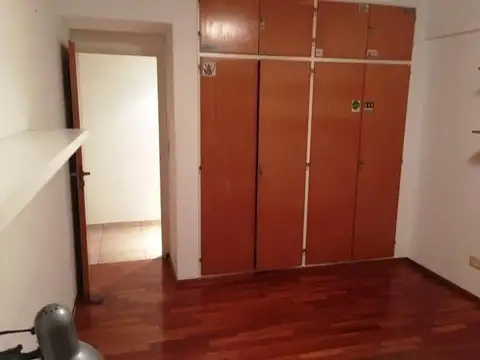 DEPARTAMENTO - SEMIPISO 3 ambientes con doble cochera cubier