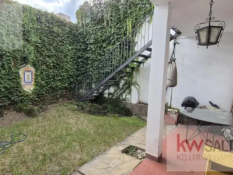 Depto Tipo Casa en Venta de 7 ambientes