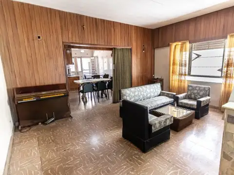 Casa en Venta en Barrio Industrial, USD 150.000