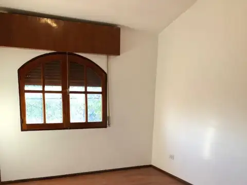 Departamento en Alquiler en Lomas De San Martin, $ 900.000