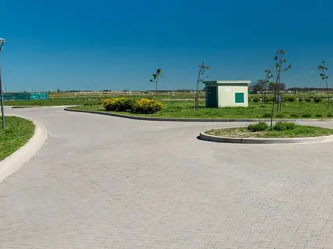 Terreno en Venta 28  mts Fondo