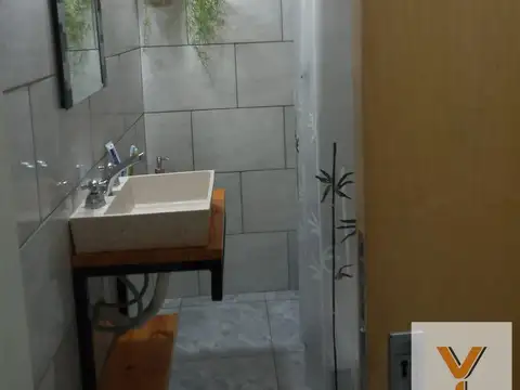 Casa 3 ambientes con 1 baño