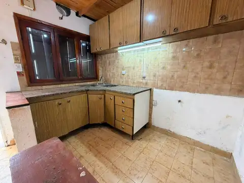 VENTA PH DE 2/3 AMBIENTES / PARRILA / PATIO