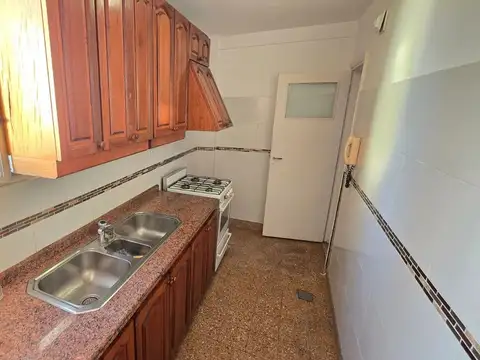 Departamento 3 ambientes con 2 baños