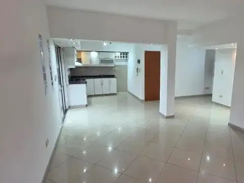 Departamento en Alquiler de 4 ambientes