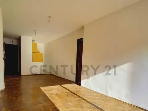 Venta Departamento Monoambiente con Balcón Terraza en el Centro - A Metros de La Cañada | Desocupado