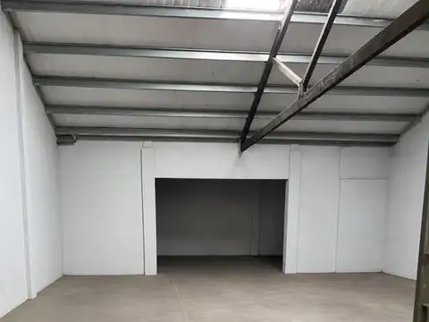 Alquiler de Depósito y Galpón de 730 m² en Tigre