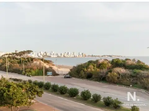 Departamento en Venta en Playa Mansa, USD 126.000
